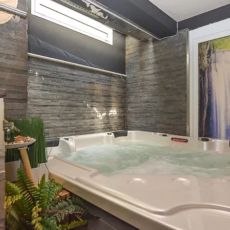 Holiday home Stunning In With Sauna