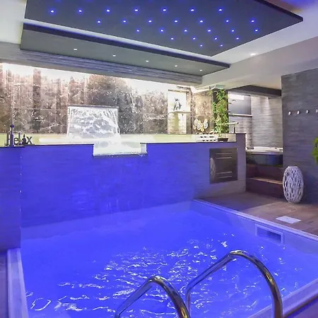 Stunning In With Sauna Pozzallo