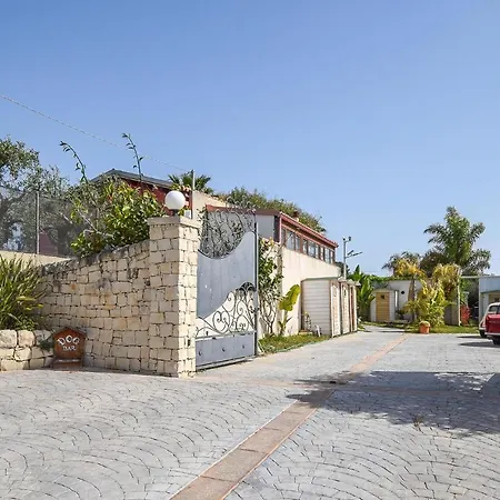 Stunning In With Sauna Ferienhaus